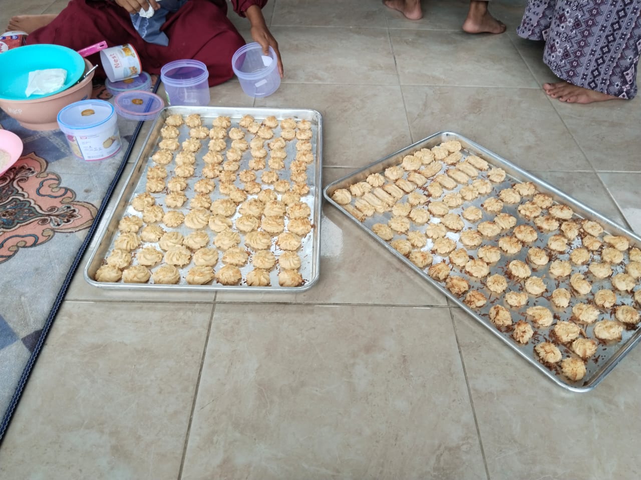 Pelatihan Membuat Kue Kering Desa Mangkusip