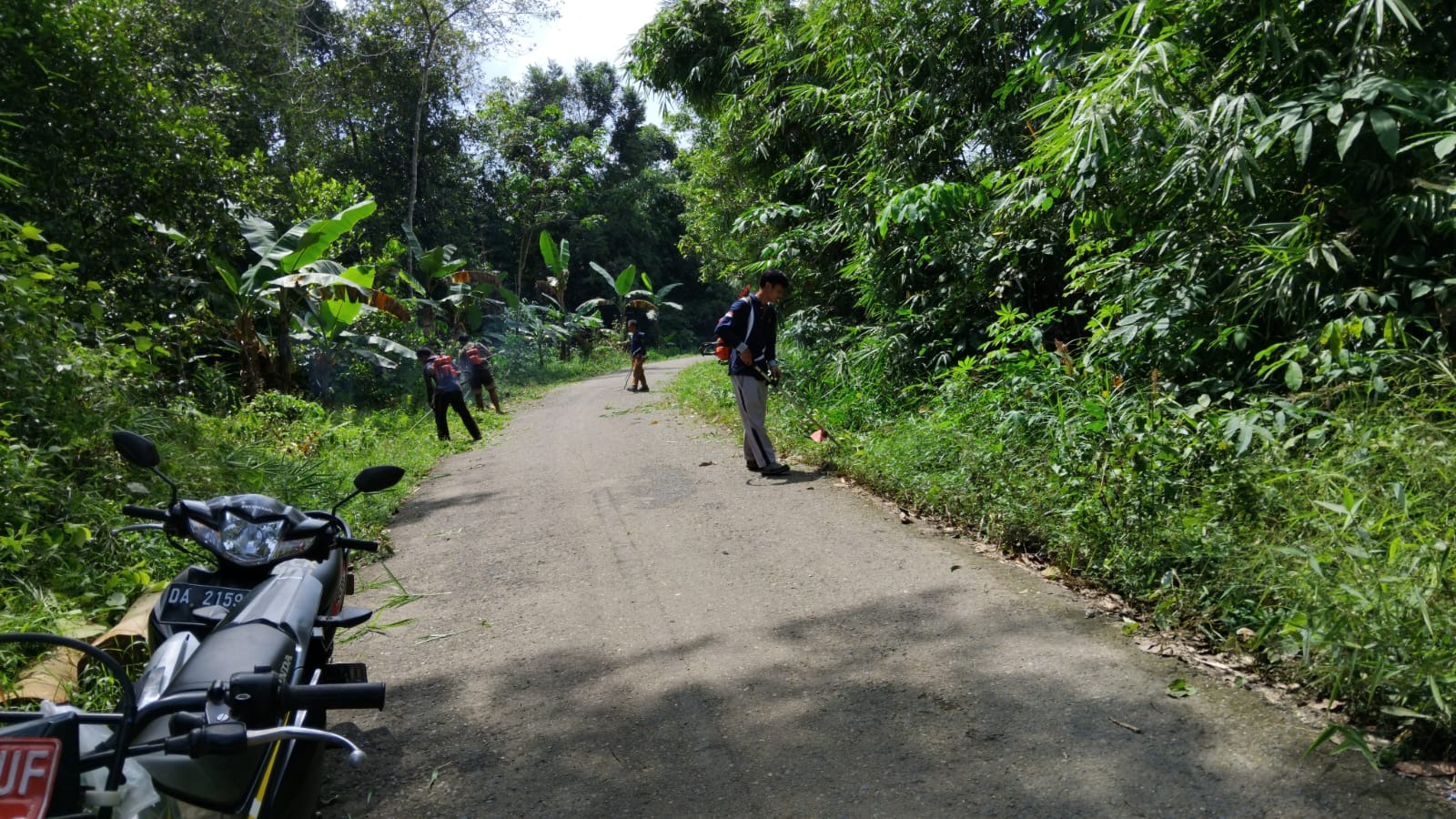 “Jum’at Bersih: Dari Kita untuk Desa Tercinta”