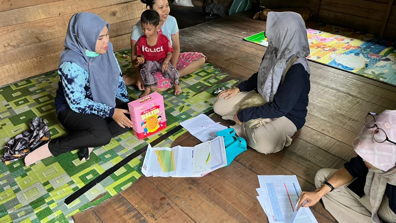 Kegiatan Home Care PKM Hikun Tanjung