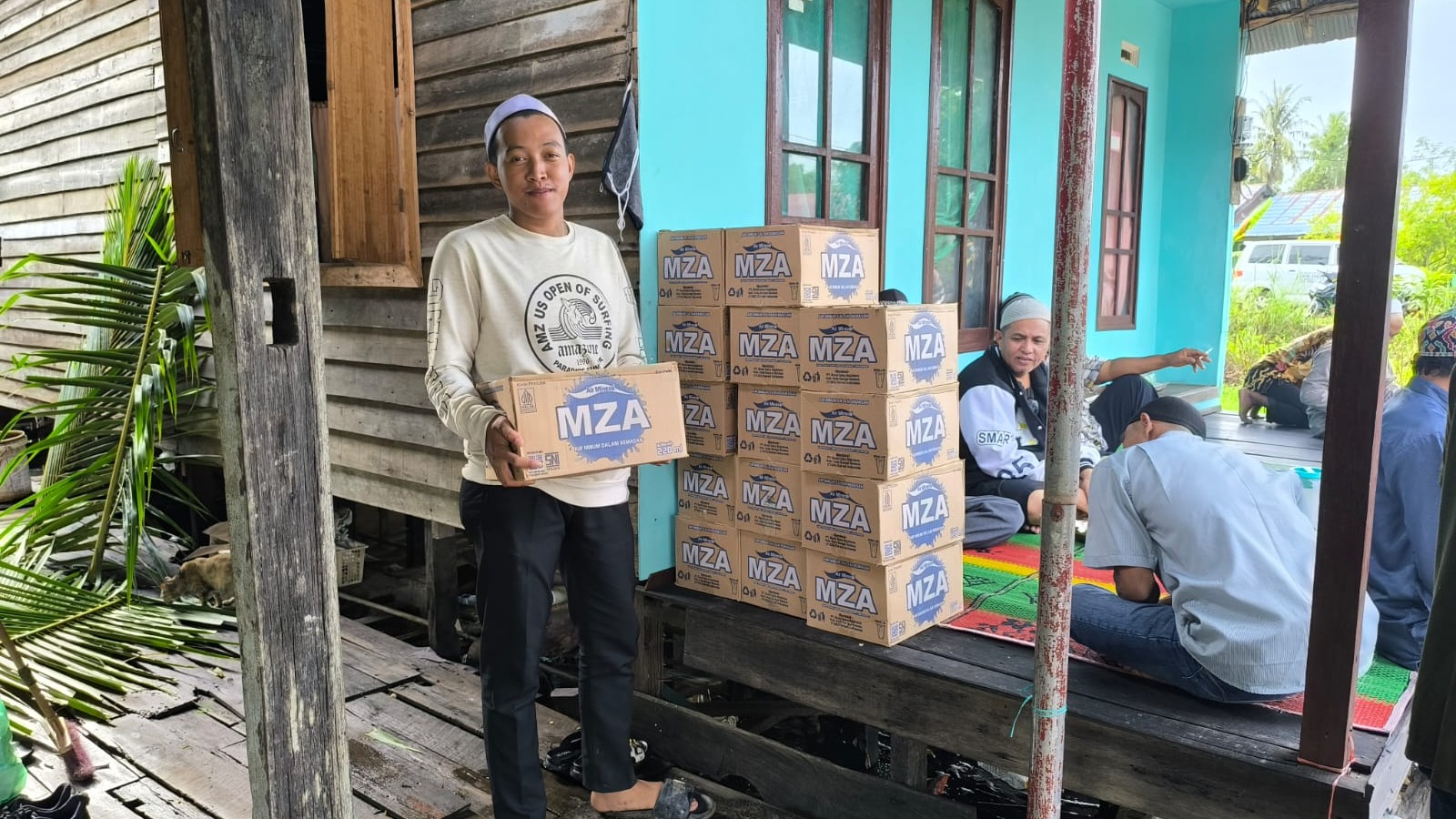 BANTUAN AIR MINUM KEMASAN