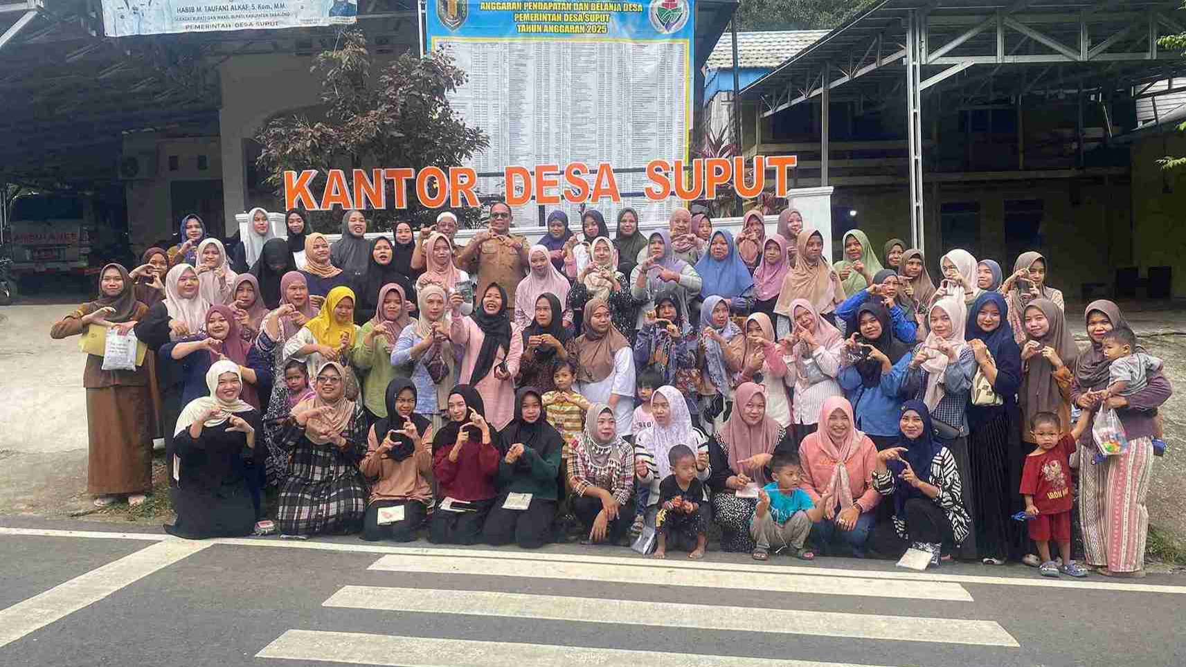 Apresiasi Kinerja, Pemerintah Desa Salurkan Insentif Kader Posyandu