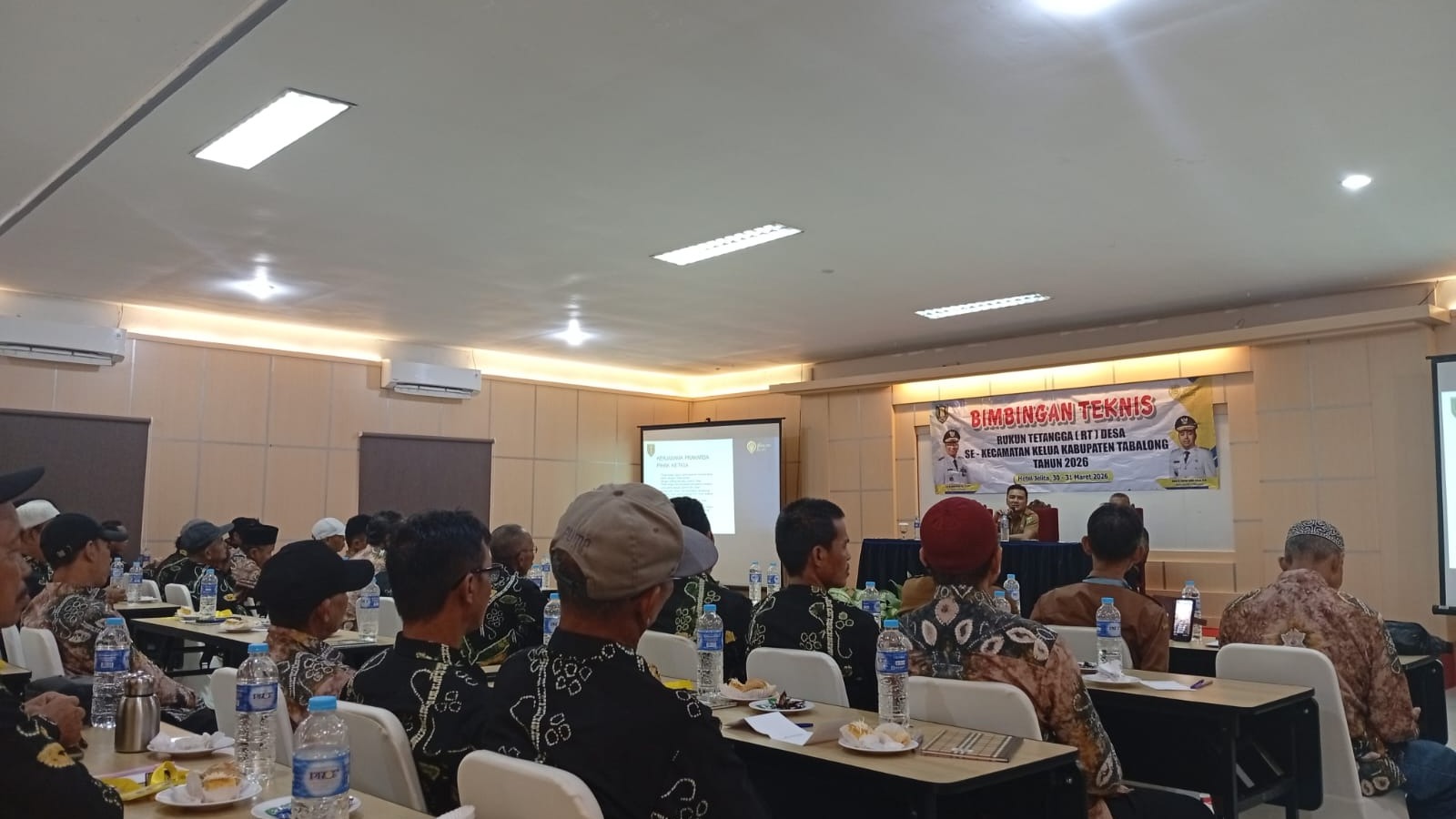 Bimbingan teknis ketua RT sekecamatan Kelua