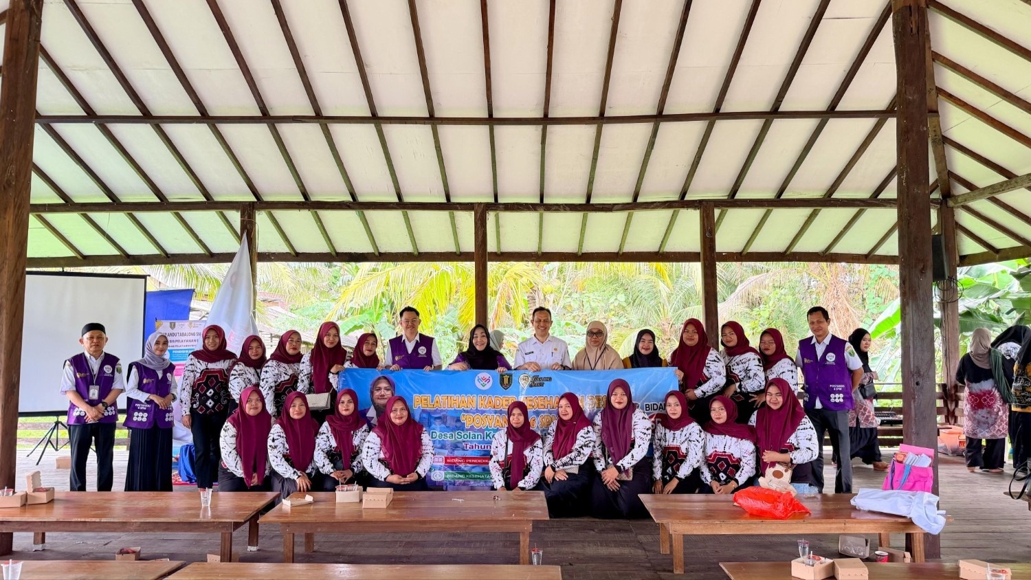 Tingkatkan Kualitas Layanan Kesehatan Dasar, Pemerintah Desa Solan Gelar Pelatihan Kader Orientasi 6 SPM