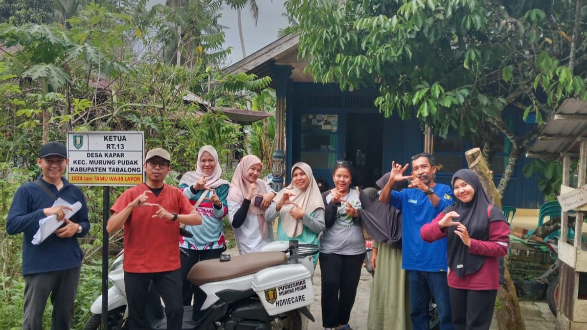 Pelayanan Home Care Lansia di Desa Kapar Mewujudkan Tabalong Pasti Sehat