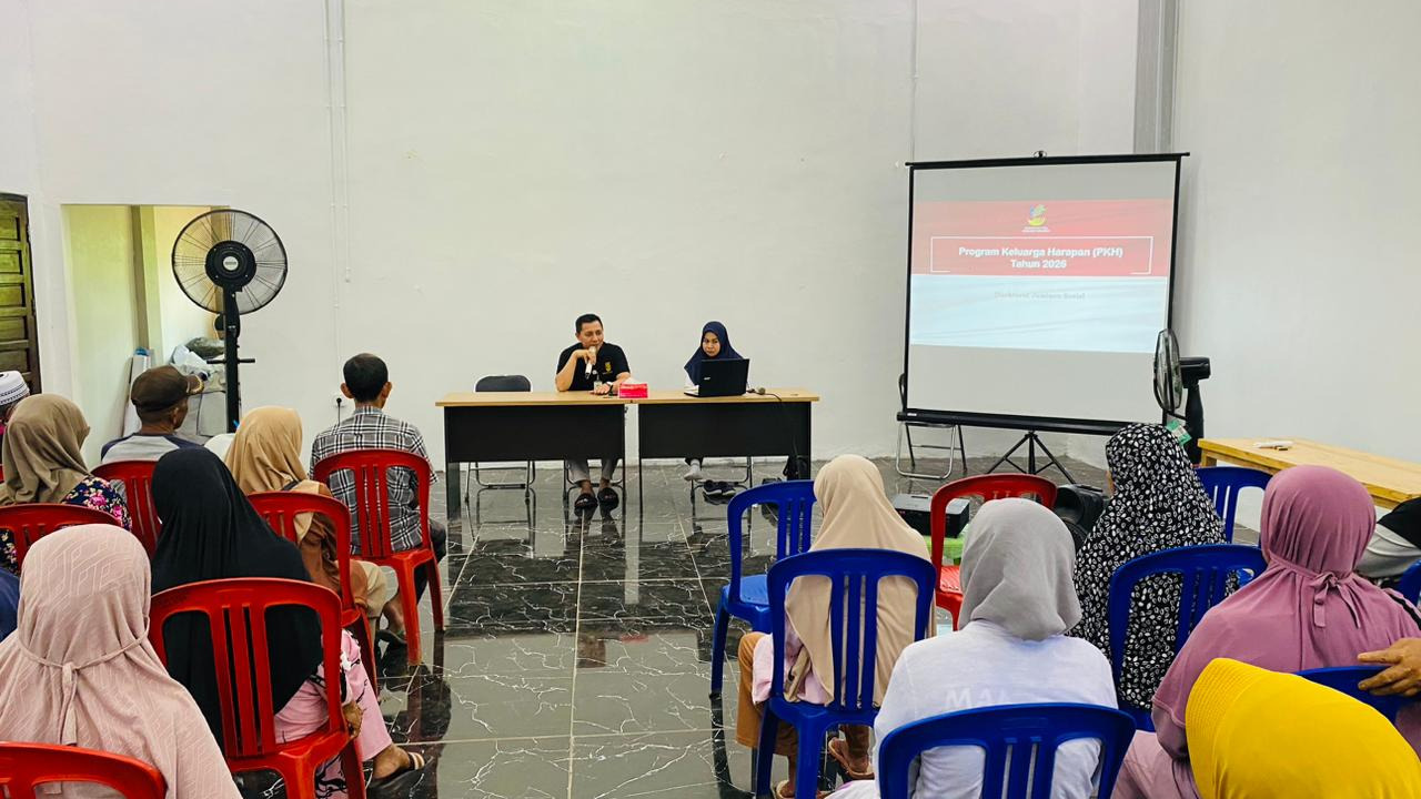 Pertemuan Rutin KPM PKH Desa Kapar, Sosialisasi Program Beasiswa Sarjana dari Bupati Tabalong
