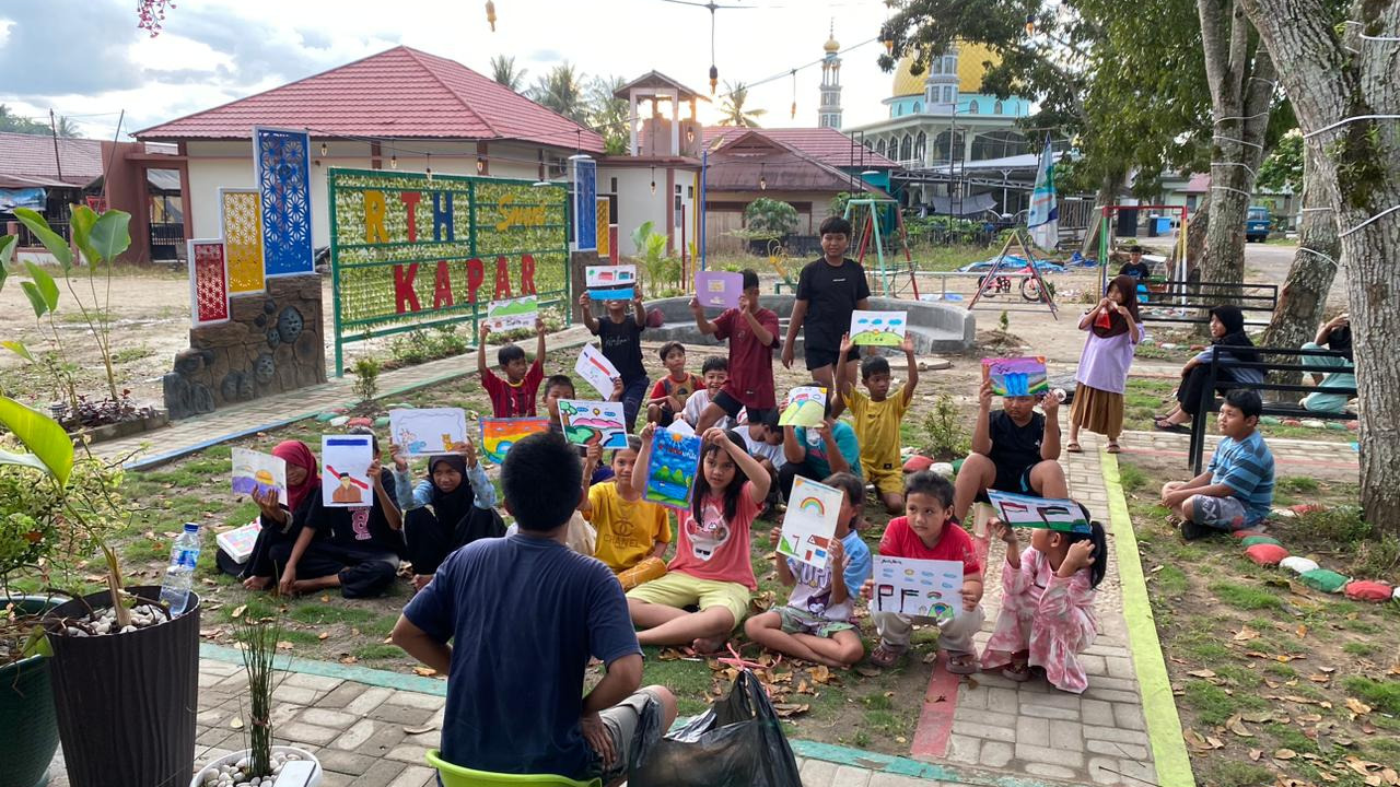 Serunya Belajar Sambil Bermain di RTH Smart Desa Kapar, Anak-Anak Antusias Ikuti Lomba Menggambar