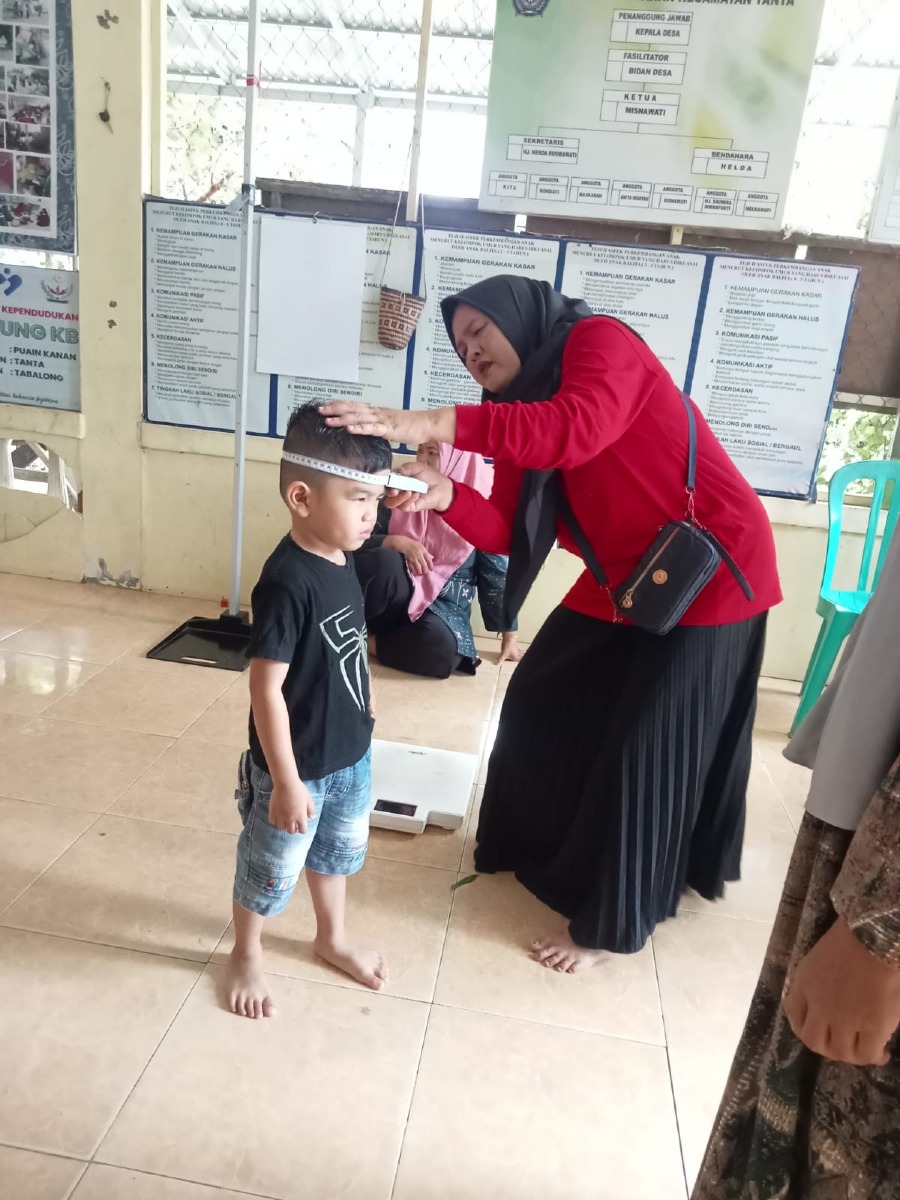  KEGIATAN POSYANDU GELATIK RT 03
