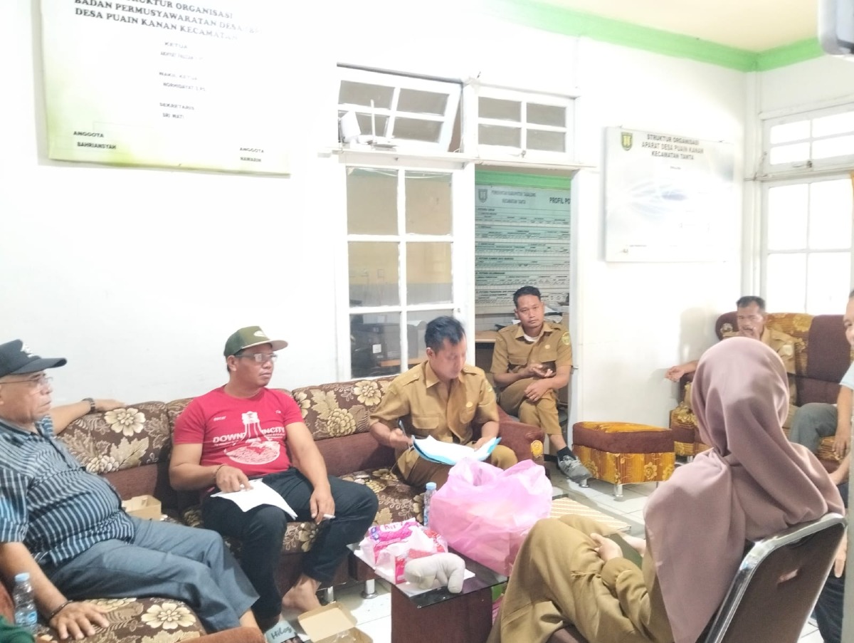 RAPAT KOORDINASI PERCEPATAN  PEMBANGUNAN RTH DAN KANTOR DESA PUAIN KANAN