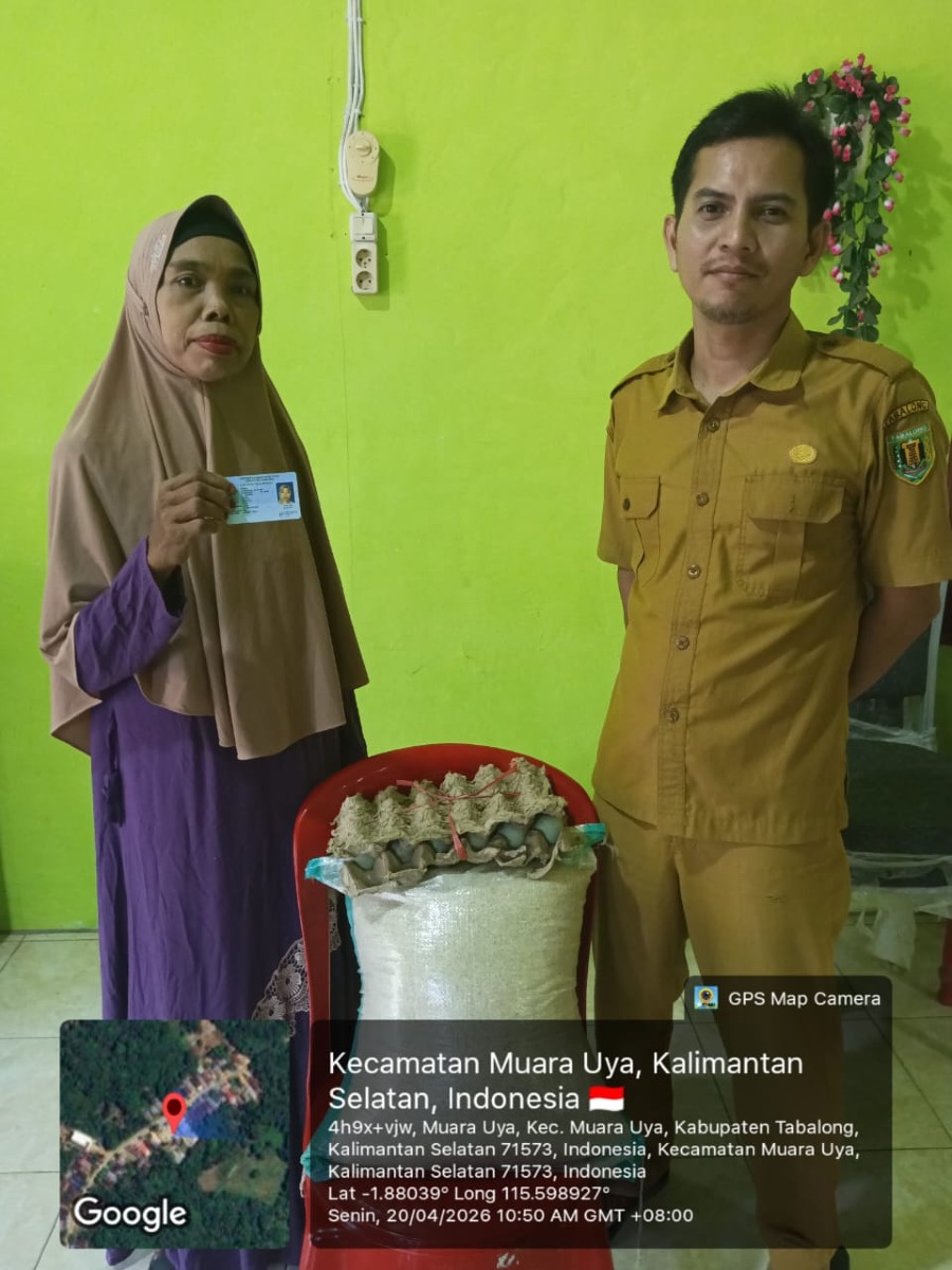 Penyerahan Bantuan Beras Daerah