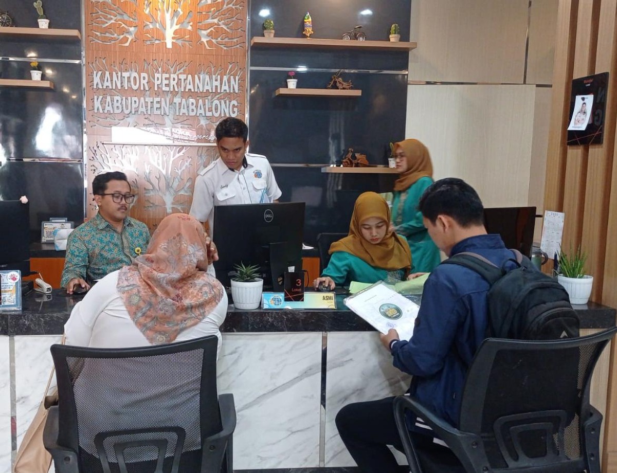Pemerintah Desa Garagata Ke BPN Kab. Tabalong Mengurus Tata Cara Pembelian Tanah Desa