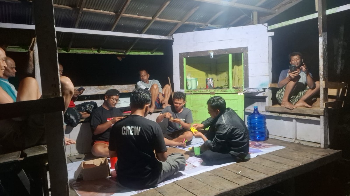 KEGIATAN JAGA POS KAMLING