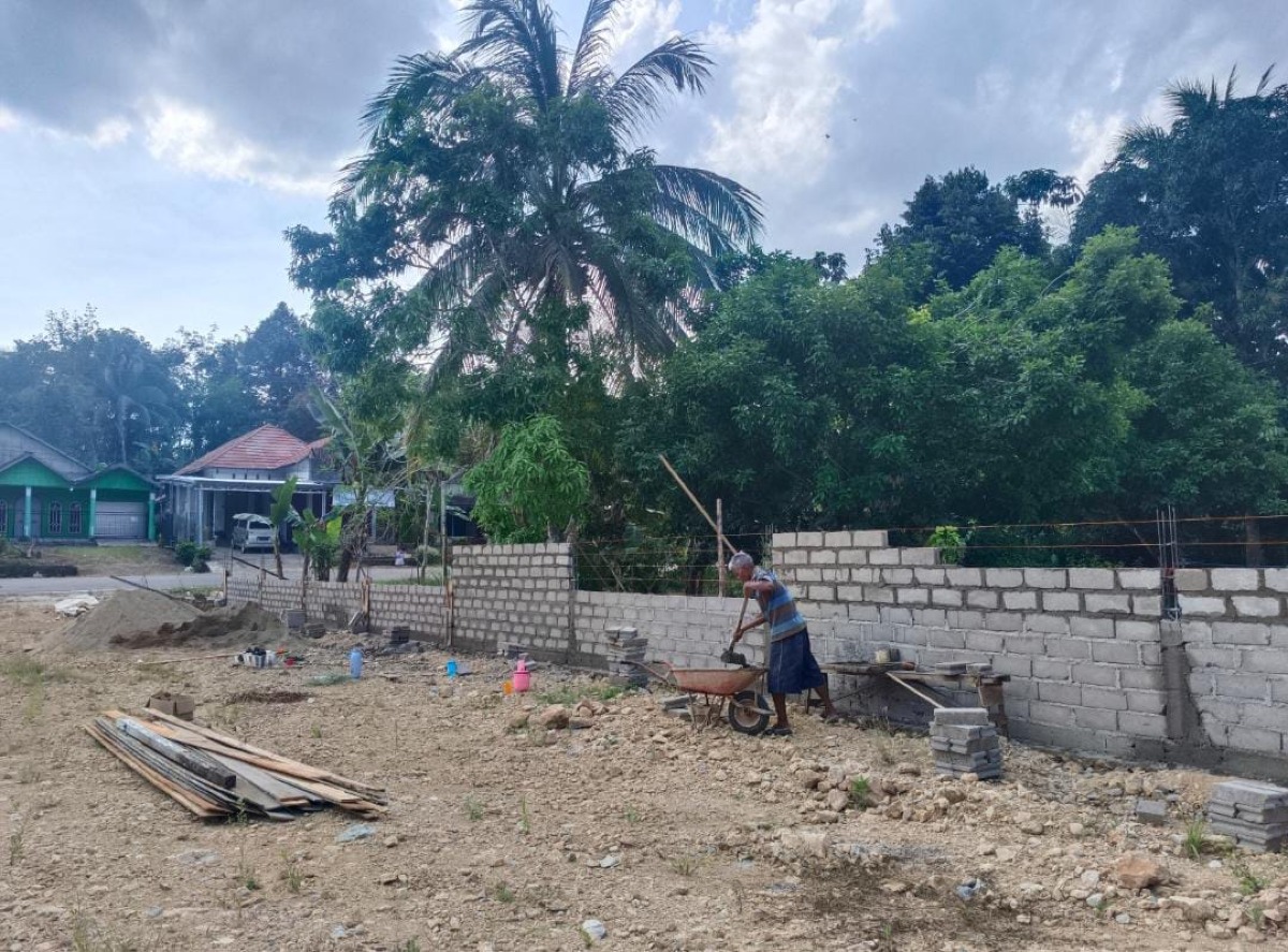 Pembangunan Pagar RTH Desa Garagata