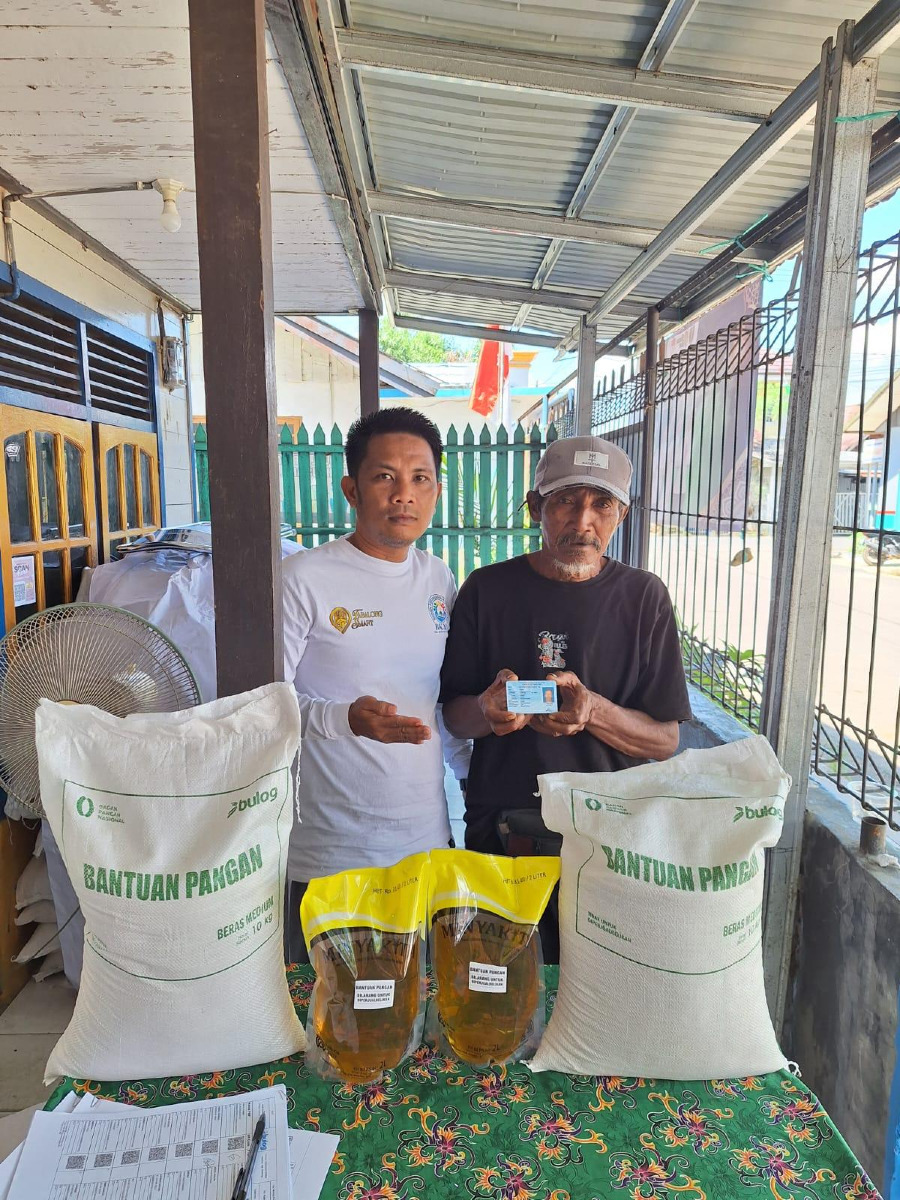 Pemerintah Desa Kapar Salurkan Bantuan Beras Bulog dan Minyak Kita Alokasi Februari–Maret 2026