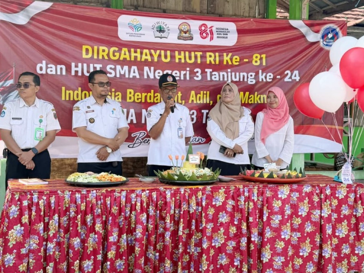 Semarak HUT ke-24 SMA Negeri 3 Tanjung Bersamaan dengan HUT RI ke-81