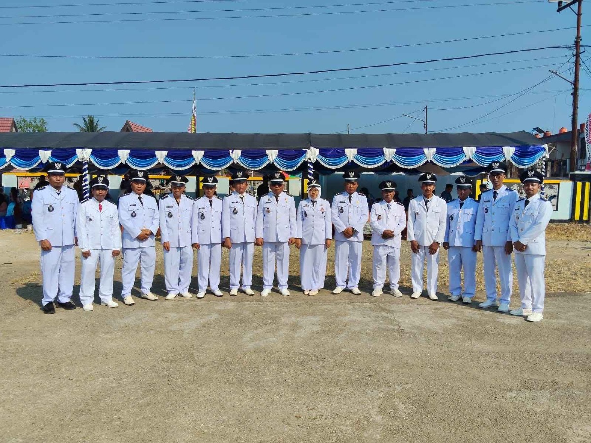 Pemerintah Desa Santuun Ikuti Upacara Pengibaran Bendera HUT ke-81 Kemerdekaan RI di Terminal Muara Uya