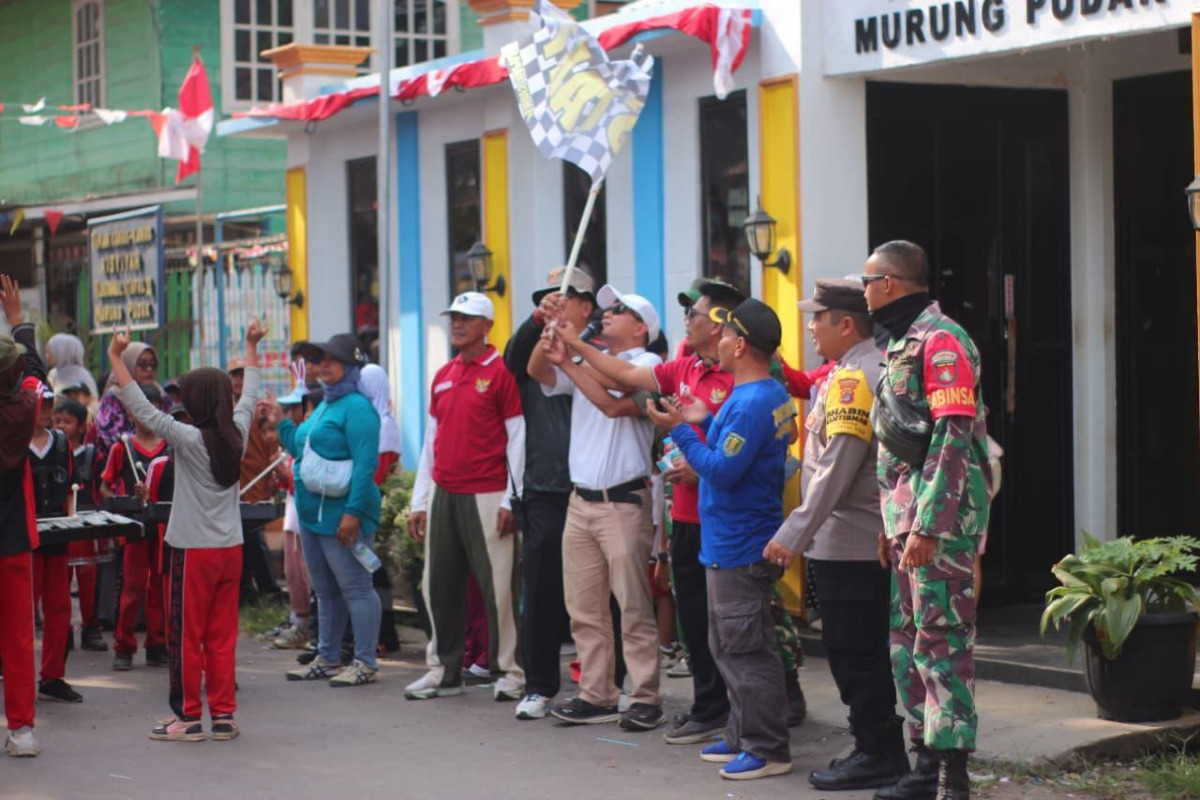 Semarak HUT ke-81 Republik Indonesia, Desa Kapar Gelar Jalan Sehat Pererat Silaturahmi Warga