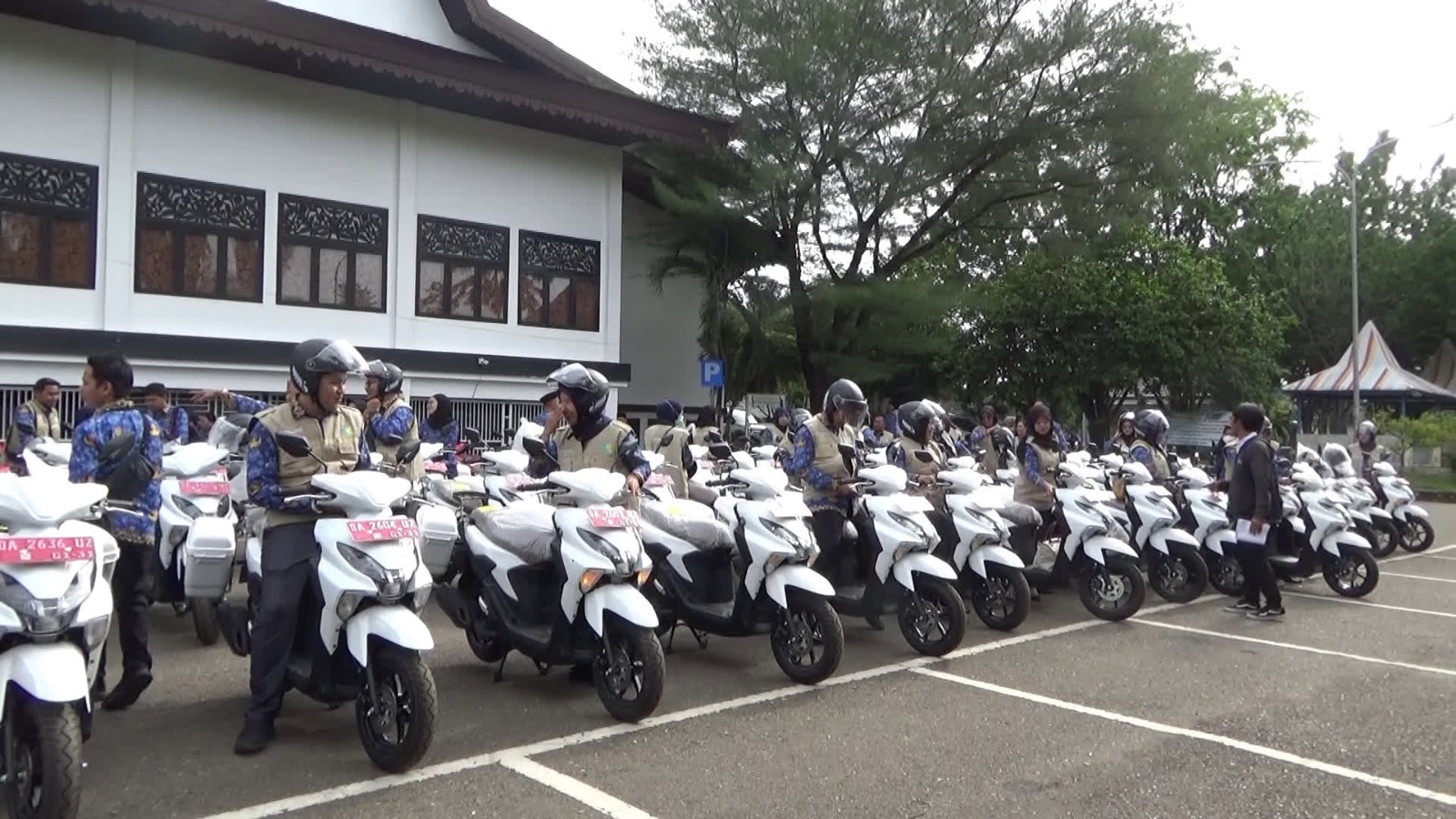 Perluas Layanan Kesehatan, Pemkab Tabalong Serahkan 62 Motor untuk Petugas Homecare