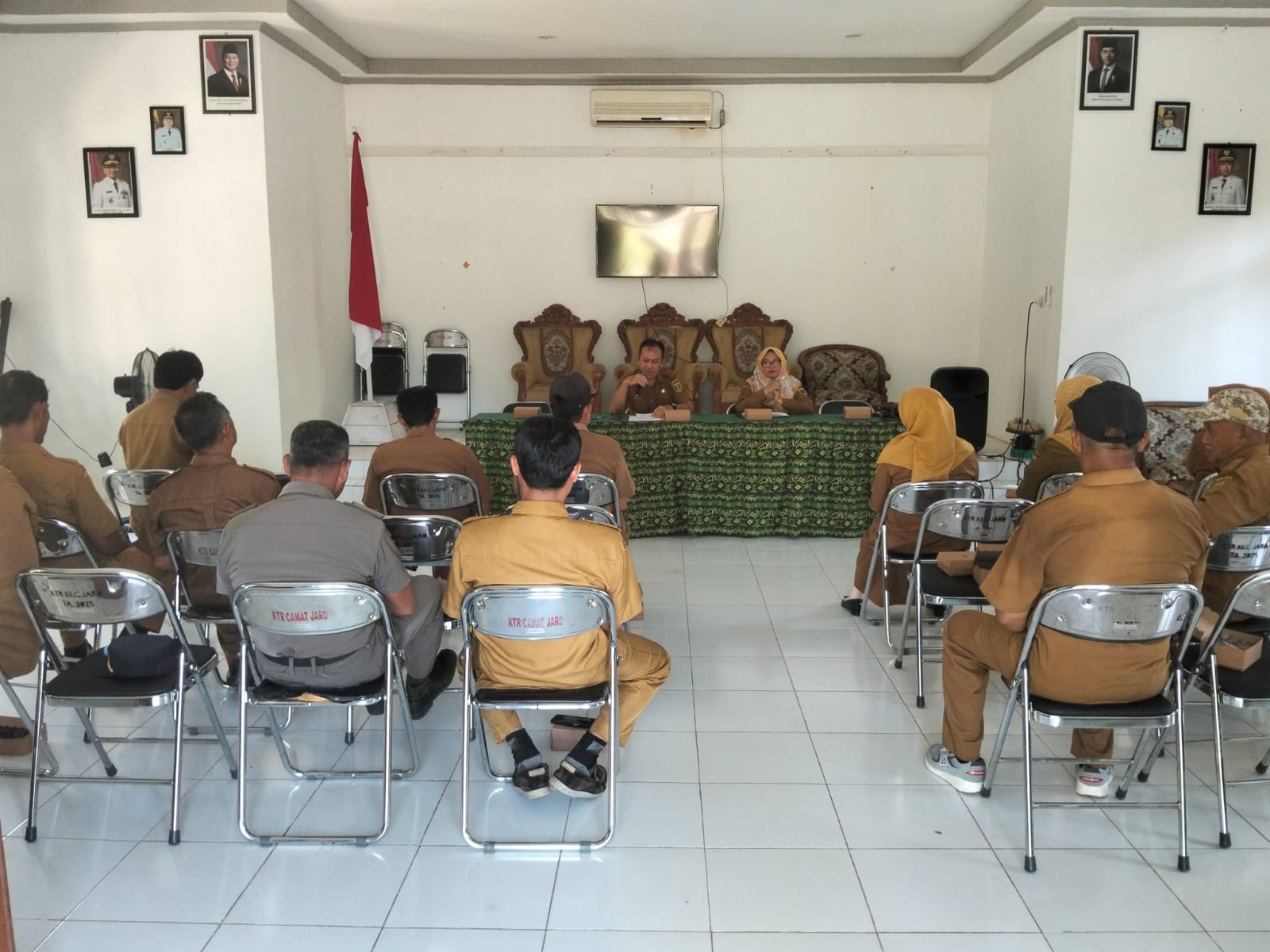 Rapat Koordinasi Internal Kecamatan Jaro