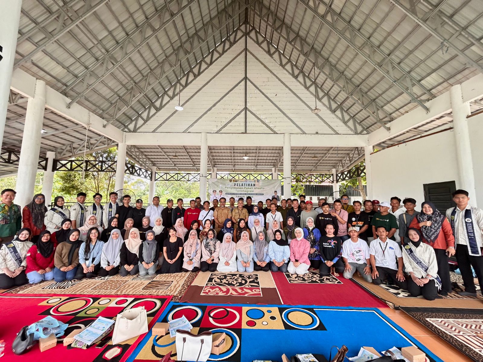 PELATIHAN PENYUSUNAN PAKET WISATA TERINTEGRASI TAHUN 2026