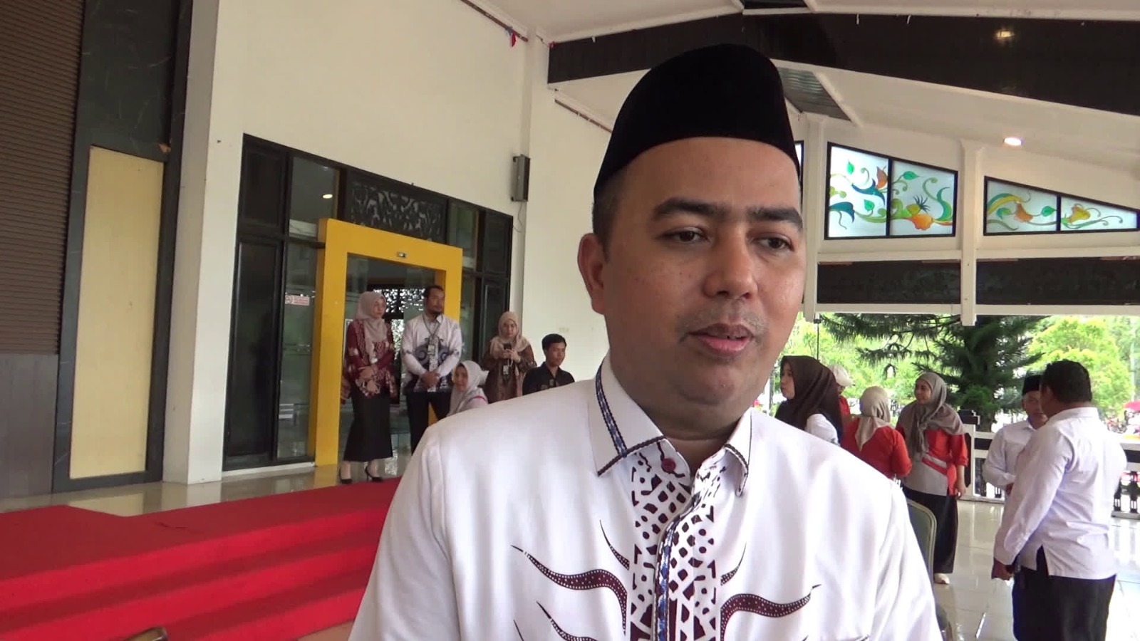 Lepas Keberangkatan Jemaah Haji Kloter 19, Wabup Tabalong Berpesan Agar Jaga Kesehatan