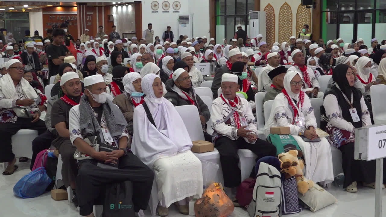 Penuh Syukur, Seluruh Jamaah Haji Tabalong Kembali Tanpa Berkurang Satu Orang Pun
