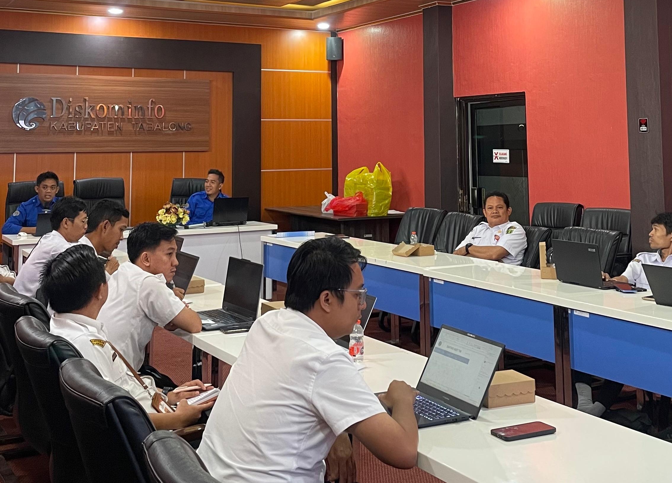 Diskominfo Tabalong Gelar Coaching Clinic Inventarisasi Aset TIK dan Risk Register Keamanan Informasi