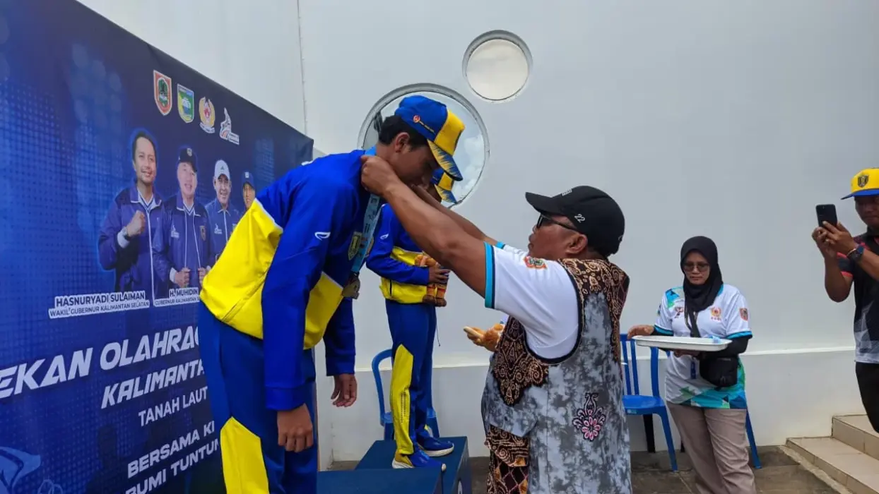 Pegulat Cantik Sumbang Medali Perak Porprov Kalsel, Tabalong Kian Berprestasi di Tanah Laut 