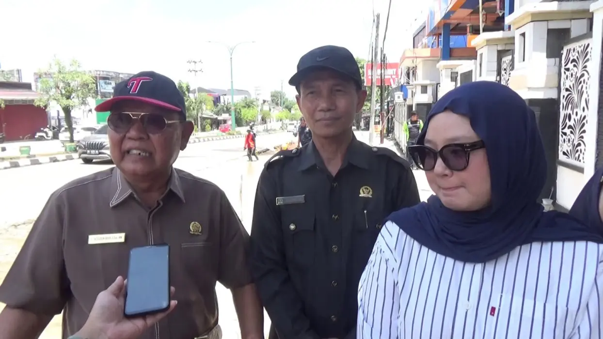 Cegah banjir dan jalan rusak, DPRD minta pembangunan jalan P.H.M Noor perhatikan drainase