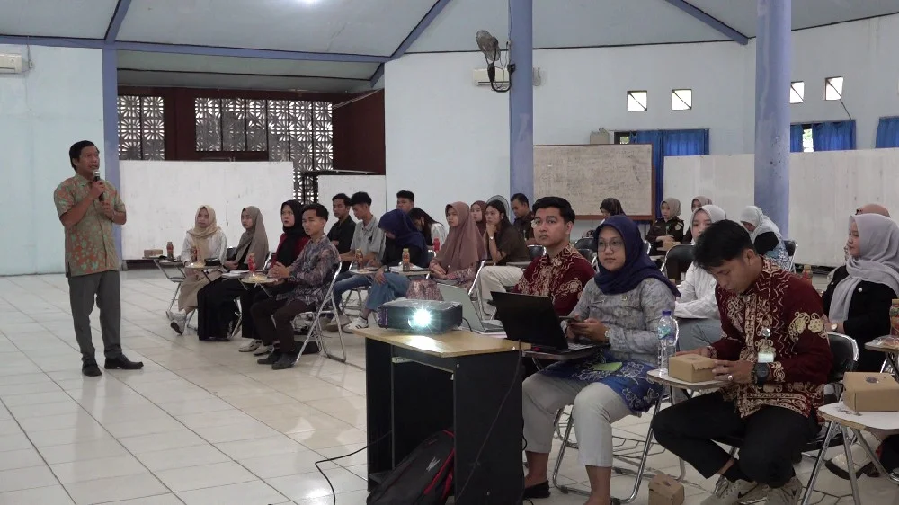 Diskominfo Tabalong Ajak Mahasiswa STIA Bijak dalam Bermedia Sosial