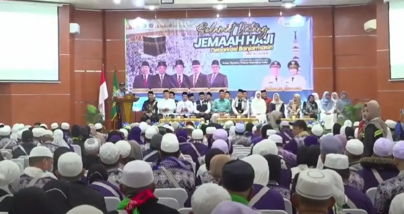 Kloter 13 Tiba, Ibadah Haji Kalsel 2025 Resmi Ditutup: 1 Wafat, 12 Masih Dirawat