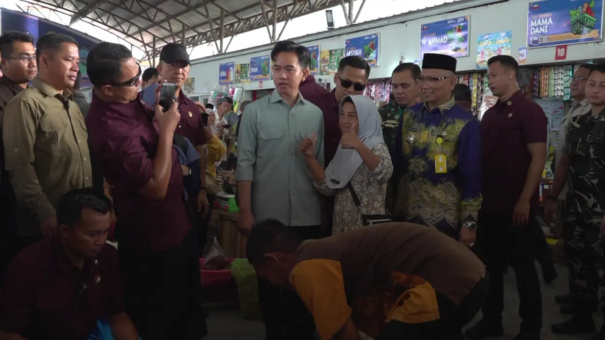 Pedagang Pasar Tanjung Gembira Dagangannya Diborong oleh Wakil Presiden RI
