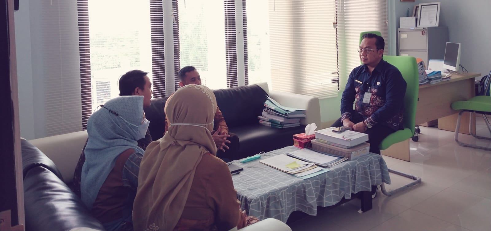KOORDINASI SEKSI SURVEILANS IMUNISASI DINAS KESEHATAN KABUPATEN TABALONG DENGAN BIDANG PELAYANAN RSUD H.BADARUDDIN KASIM TANJUNG TERKAIT EVALUASI PELAKSANAAN PROGRAM IMUNISASI