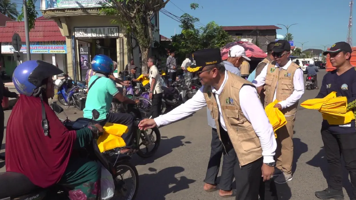 Peringati Hari Lingkungan Hidup, DLH Tabalong Gelar Aksi Bersih-Bersih hingga Kampanye Anti Plastik