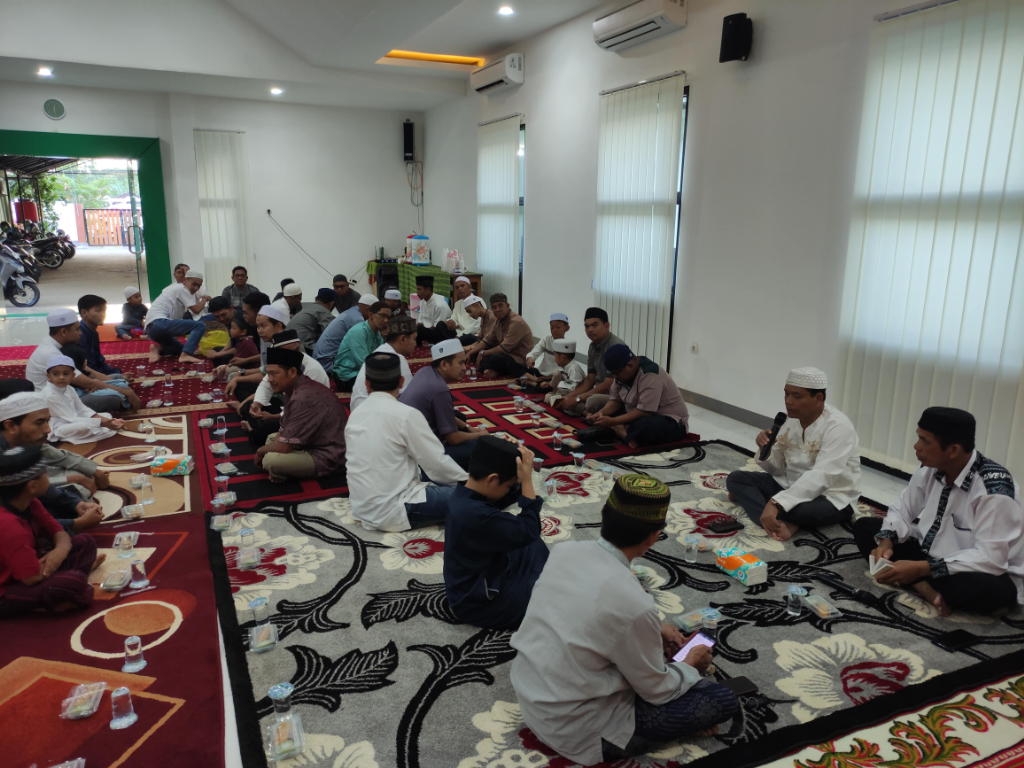 Jalin Kebersamaan dalam Kajian Ramadhan dan Buka Puasa Bersama Dinas Lingkungan Hidup Kabupaten Tabalong