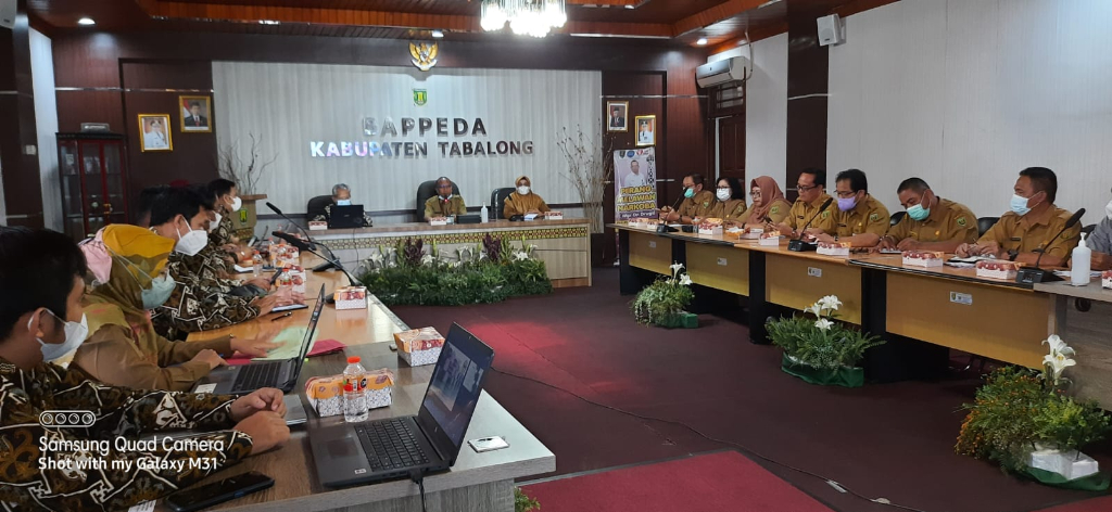 Bappedalitbang Tabalong Bekerjasama Dengan Unlam Dalam Ekspose Penyusunan Indikator Makro