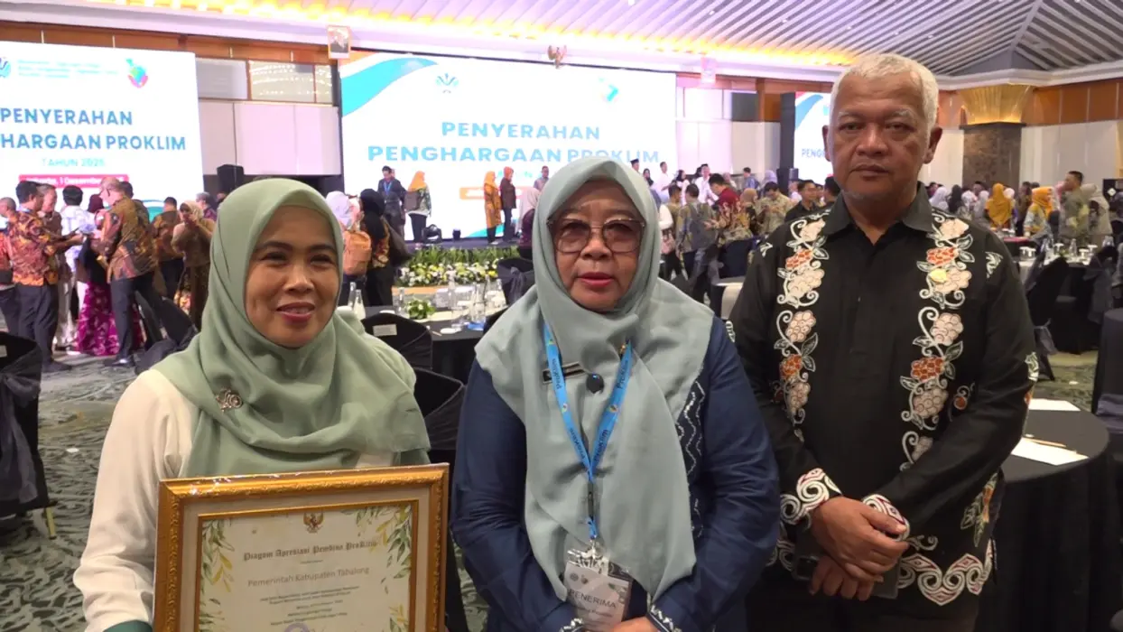 Komitmen Hadapi Krisis Iklim, Bupati Tabalong Dianugerahi Pembina ProKlim 2025