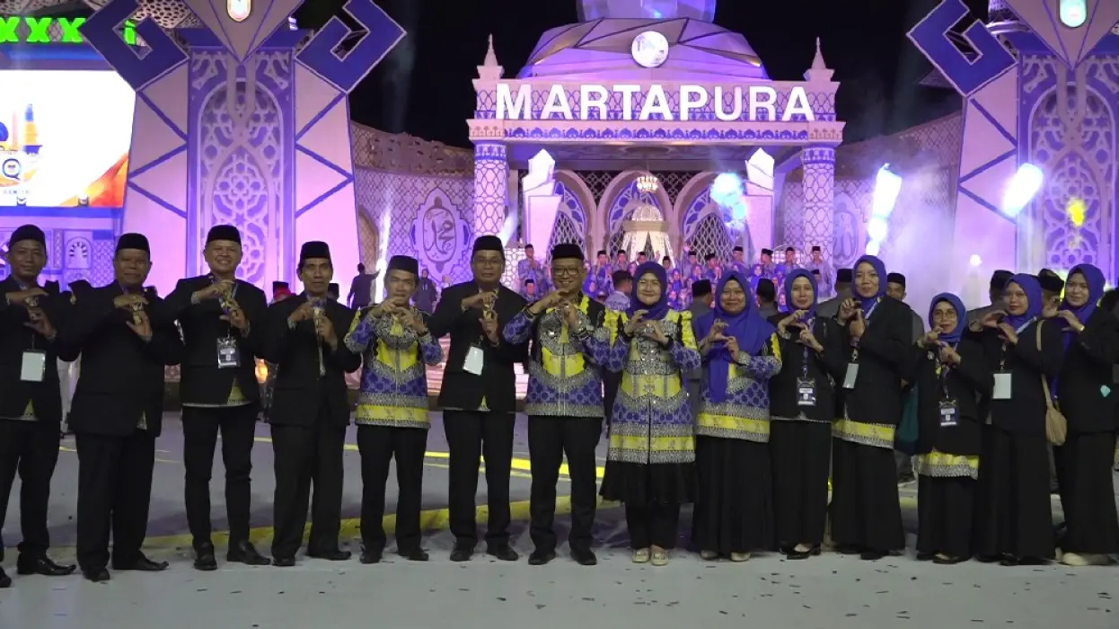 Hadiri Pembukaan MTQ Kalsel, Haji Fani Semangati Kafilah Tabalong