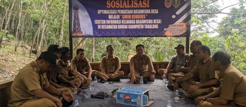 Silaturahmi dengan para Kepala Desa di Kecamatan Haruai bertempat di Riam Mambanin Desa Marindi Kecamatan Haruai