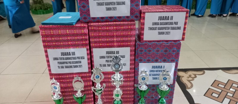 PKK Kecamatan Jaro Raih Juara Umum