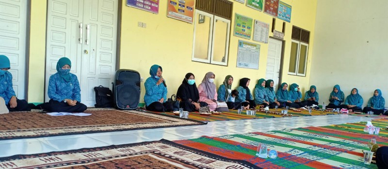 Rapat Bulanan PKK di Desa Jaro