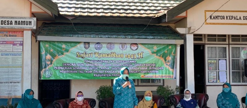 Kunjungan Safari Ramadhan oleh Ibu Ketua TP.PKK Kabupaten Tabalong di Desa Namun Kec. Jaro