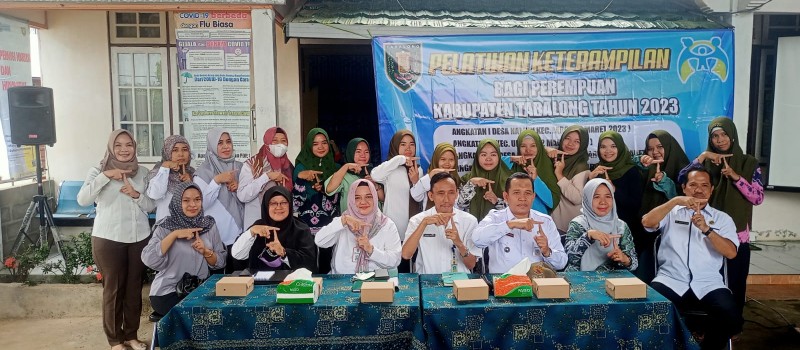 pelatihan keterampilan bagi kelompok perempuan Indonesia Maju Mandiri (PRIMA)