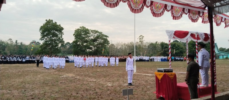 Upacara Pengibaran Bendera Negara Sang Merah Putih Memperingati HUT Kemerdekaan Republik Indonesia Ke 79 Tahun 2024