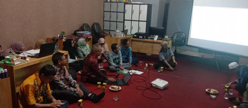 Pembinaan Lomba Desa di Desa Paliat