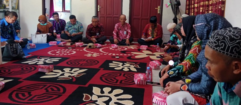 Pembinaan dan Pengawasan Pemerintah Desa Sungai Buluh