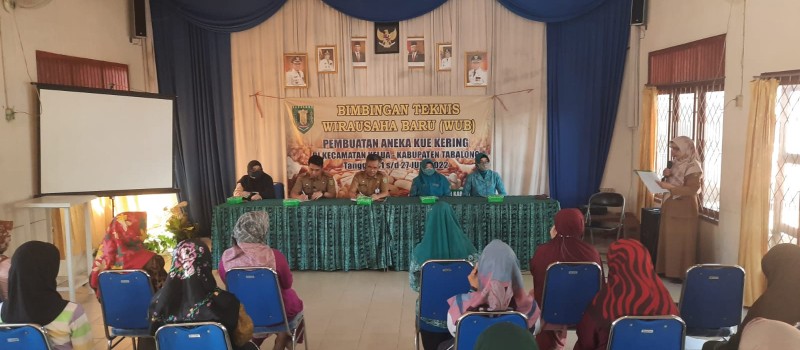 Pembukaan Bimbingan Teknis Wirausaha Baru (WUB) Pembuatan Aneka Kue Kering