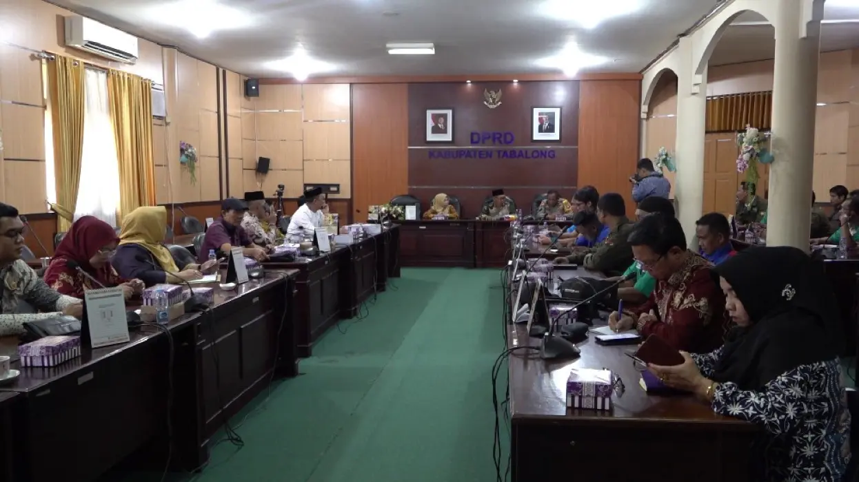 RDP DPRD Tabalong: Pekerja, Mahasiswa, dan Ojol Suarakan Aspirasi Bersama