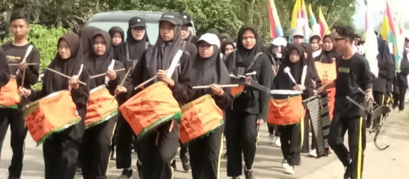 Karnaval Memperingati HUT SMAN 1 Muara Uya
