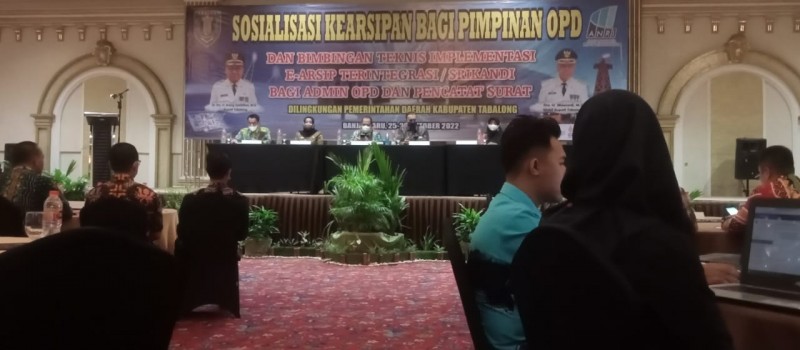 Pembukaan Sosialisasi Kearsipan Aplikasi SRIKANDI