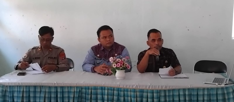 Rakor Bulanan di Aula Kecamatan Muara Uya